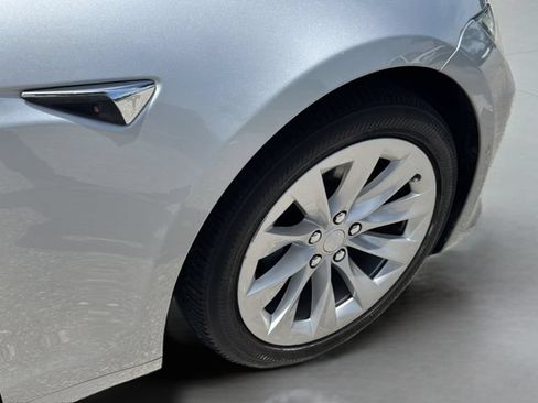 Used 2018 Tesla Model S 75D AWD/4WD image 37