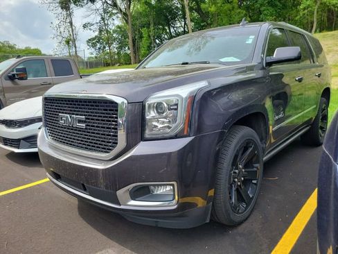 Used 2017 GMC Yukon Denali w/ Open Road Package AWD/4WD image 5