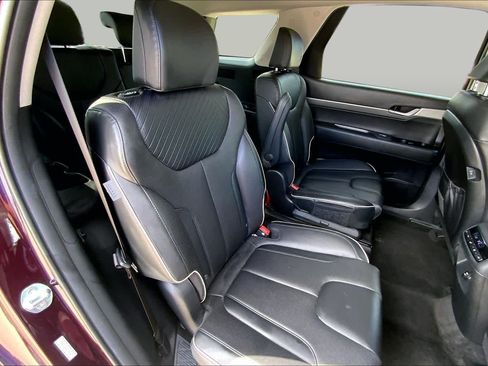 Used 2024 Hyundai Palisade SEL FWD image 18