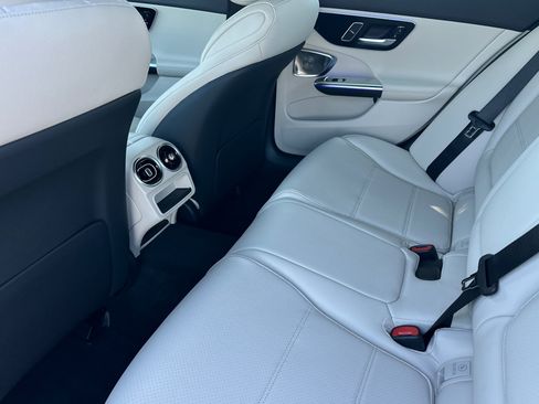 New 2026 Mercedes-Benz C 300 4MATIC Sedan image 12