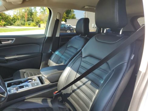 Used 2023 Ford Edge SEL image 15