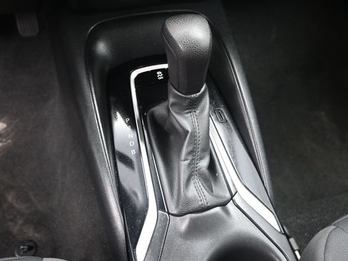 Used 2023 Toyota Corolla LE FWD image 19