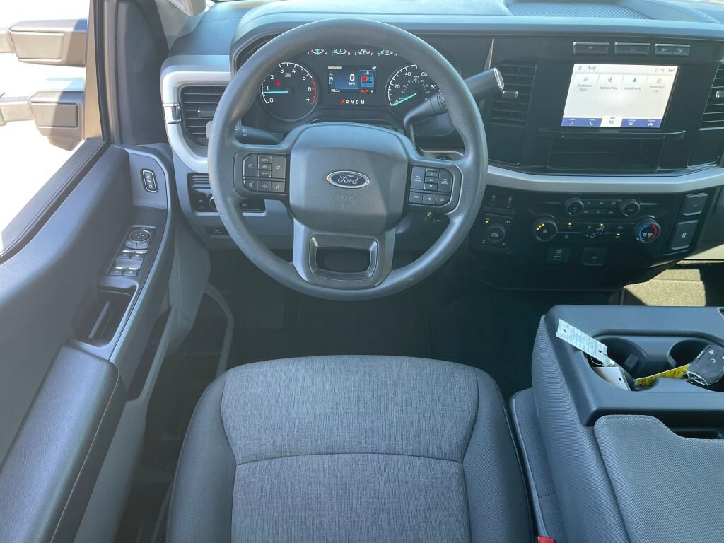 Used 2024 Ford F250 XL w/ STX Appearance Package AWD/4WD image 2