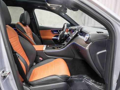 Used 2023 Mercedes-Benz GLC 300 image 16