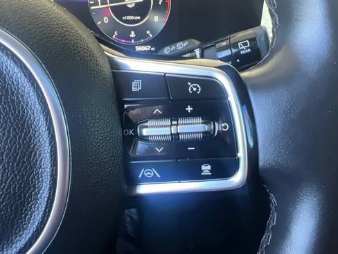 Used 2022 Kia Carnival SX Prestige FWD image 62