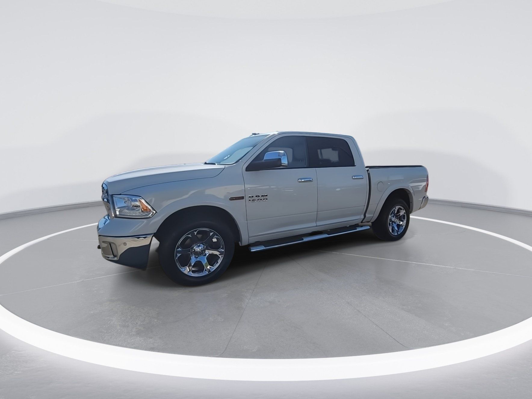 Certified 2018 RAM 1500 Laramie w/ Convenience Group AWD/4WD image 7