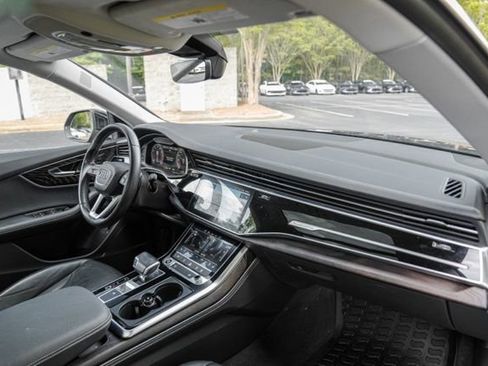 Used 2023 Audi Q8 Premium Plus w/ Premium Plus Package AWD/4WD image 25