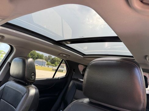 Used 2020 Chevrolet Equinox LT w/ Midnight Edition AWD/4WD image 4
