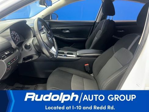 Used 2022 Nissan Sentra SV image 9