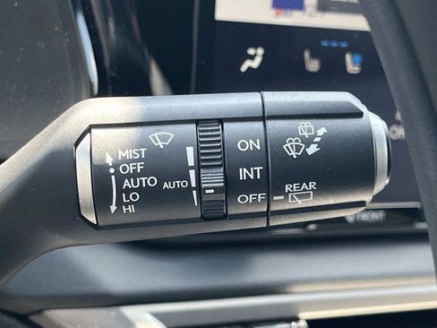 Certified 2023 Lexus RX 350 w/ Accessory Package (Z1) AWD/4WD image 44