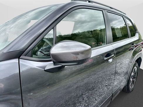 Certified 2025 Subaru Forester Premium AWD/4WD image 11