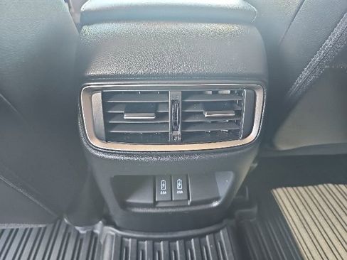 Used 2020 Honda CR-V Touring image 11