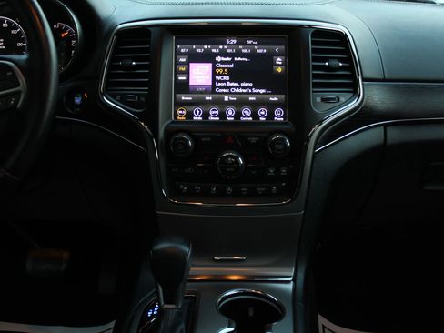 Used 2018 Jeep Grand Cherokee High Altitude image 21