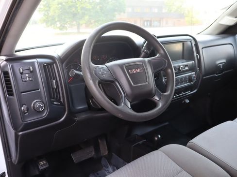 Used 2018 GMC Sierra 1500 4x4 Crew Cab w/ Sierra Convenience Package image 16