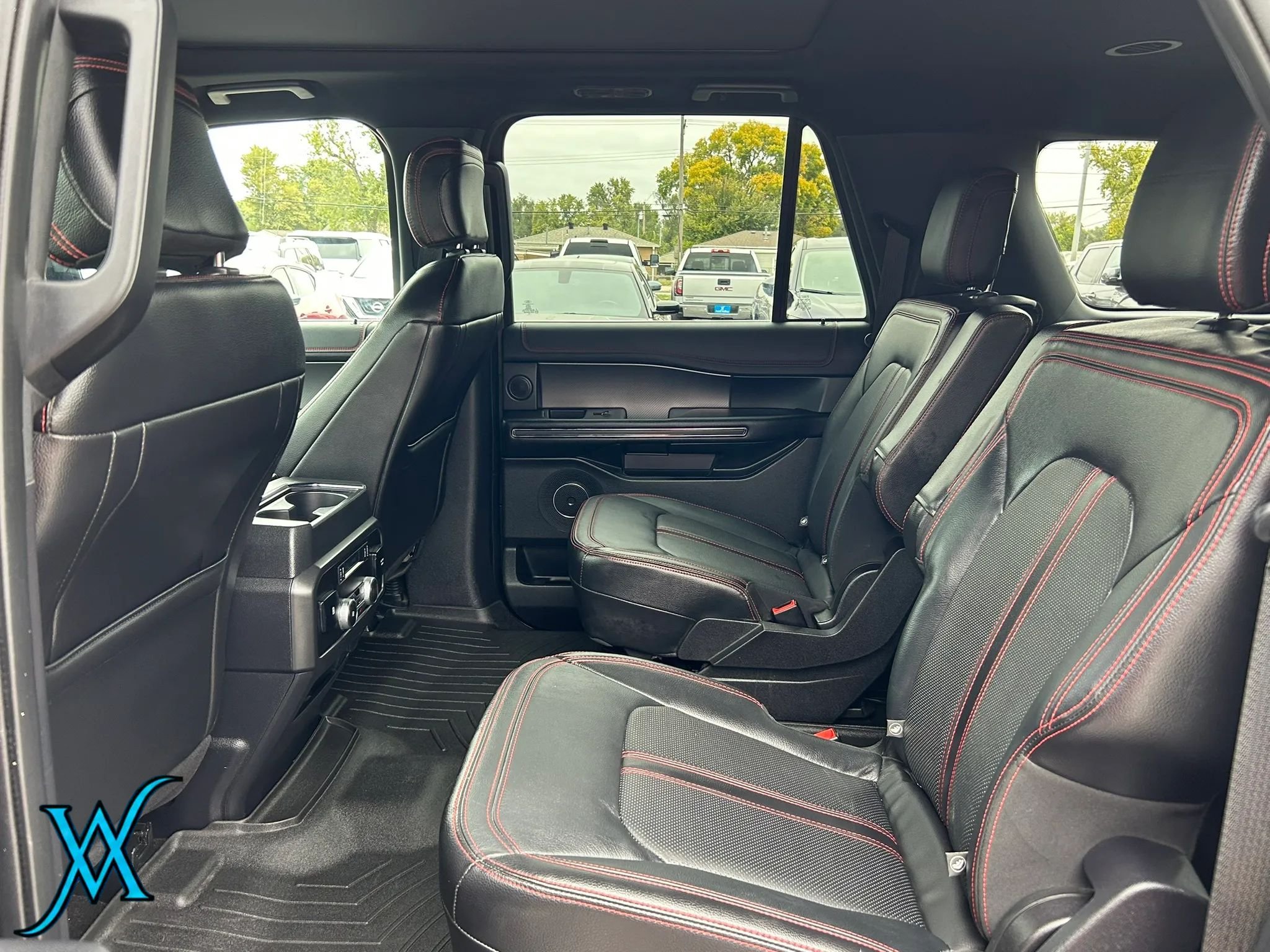 Used 2020 Ford Expedition Max Limited w/ Equipment Group 303A AWD/4WD image 15