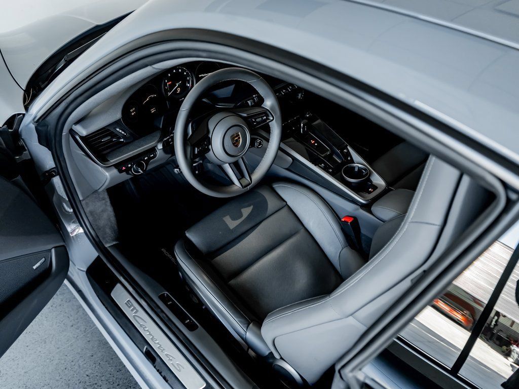 Certified 2024 Porsche 911 Carrera 4S AWD/4WD image 4