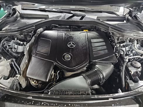 Certified 2023 Mercedes-Benz GLC 300 4MATIC image 33