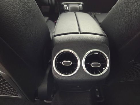 Used 2023 Mercedes-Benz CLA 250 image 26