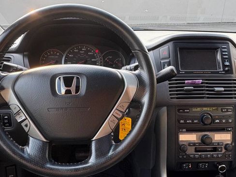 Used 2005 Honda Pilot EX-L image 12