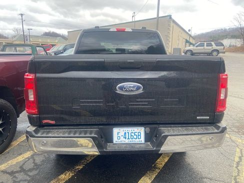 Used 2023 Ford F150 XLT image 3