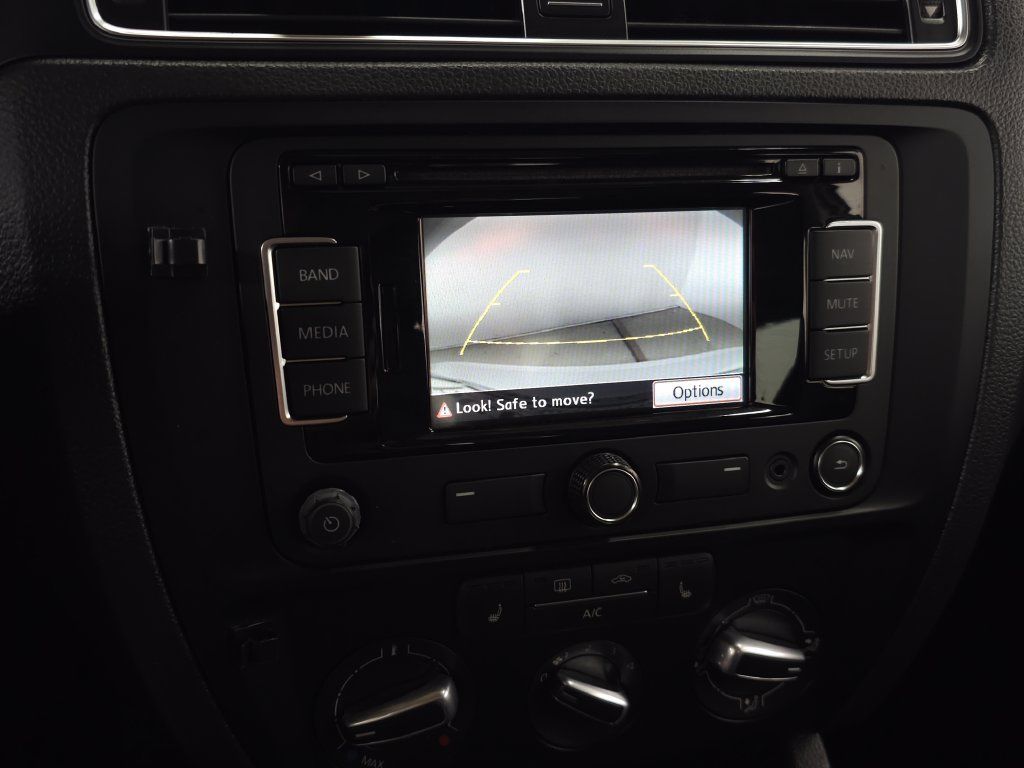 Used 2015 Volkswagen Jetta SE FWD image 21