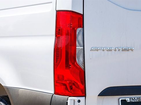 New 2025 Mercedes-Benz Sprinter 2500 image 8