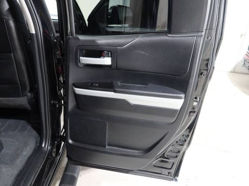 Used 2019 Toyota Tundra SR5 w/ SR5 Upgrade Package RWD image 30