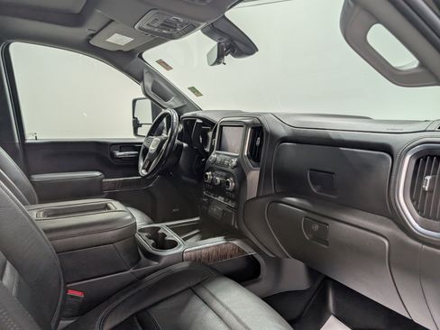 Used 2021 GMC Sierra 2500 Denali w/ Denali Black Diamond Edition image 20