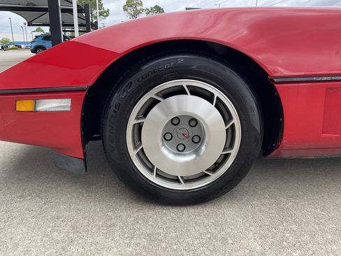 Used 1987 Chevrolet Corvette Coupe image 24