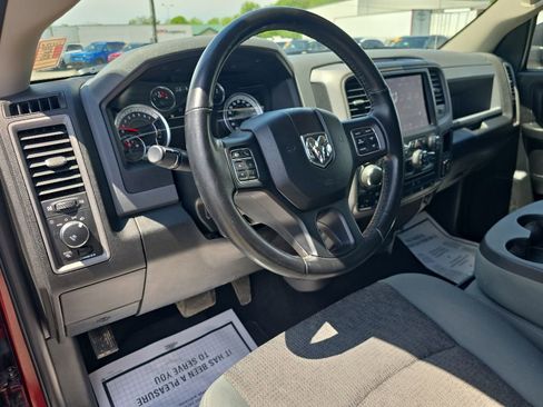 Used 2020 RAM 1500 Express w/ Express Value Package AWD/4WD image 17