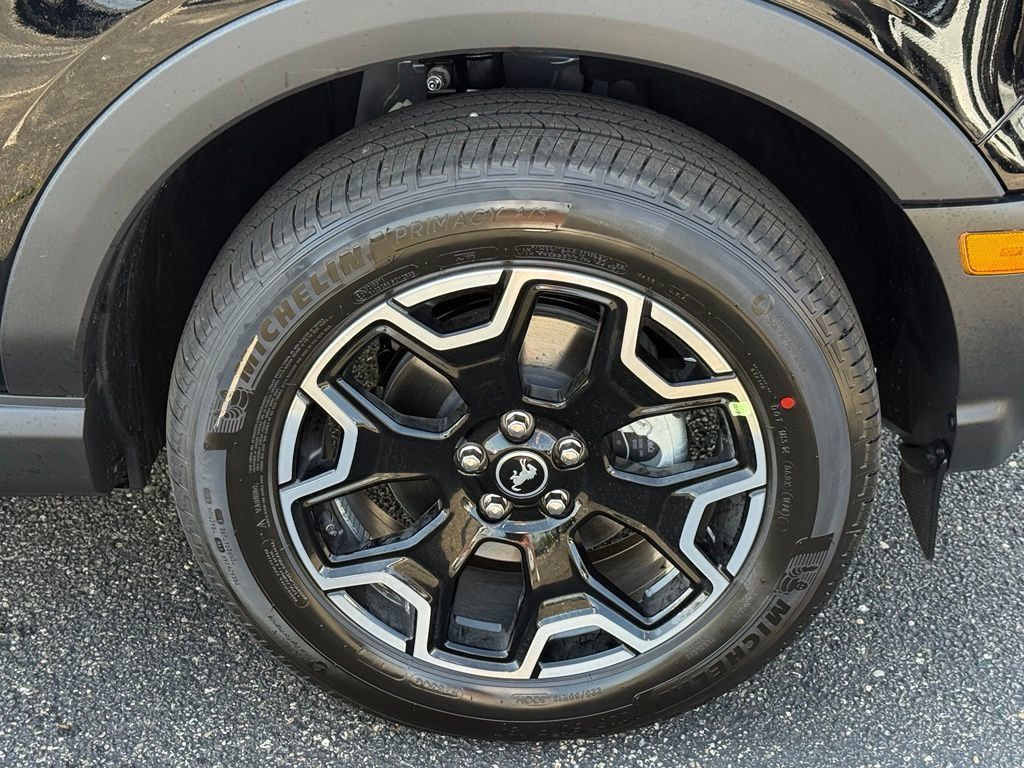 New 2026 Ford Bronco Sport Outer Banks AWD/4WD image 6