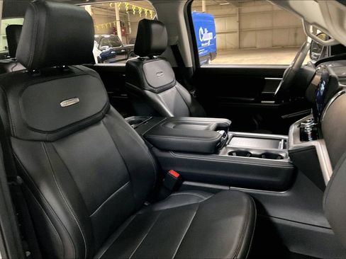 Certified 2025 Ford Expedition Max Platinum AWD/4WD image 7