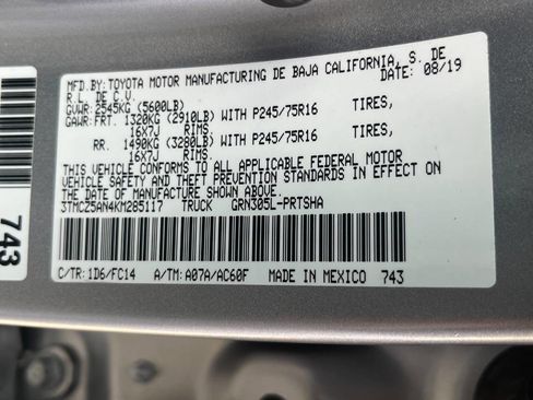 Used 2019 Toyota Tacoma SR5 image 40