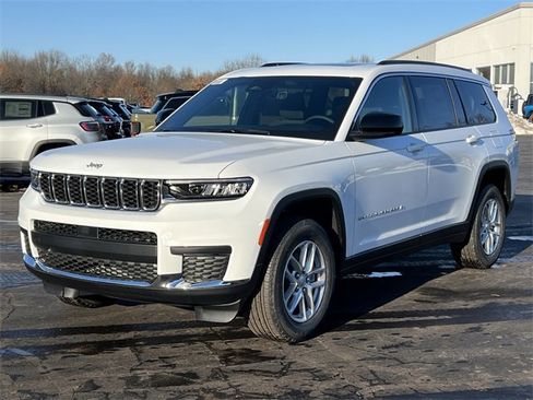 New 2025 Jeep Grand Cherokee L Laredo w/ Luxury Tech Group I image 45