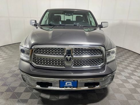 Used 2018 RAM 1500 Laramie w/ Convenience Group AWD/4WD image 3