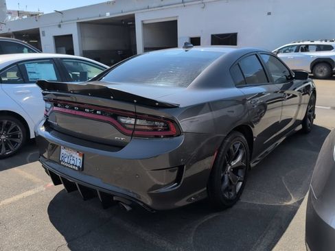 Used 2019 Dodge Charger GT RWD image 4