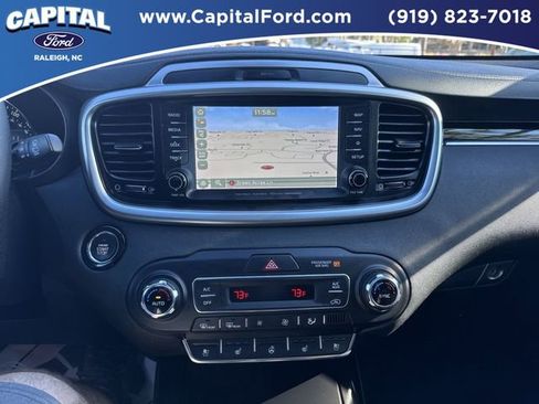 Used 2019 Kia Sorento SX w/ SX Touring Package image 27