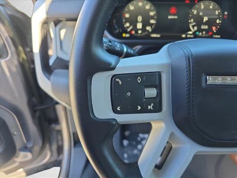 Certified 2023 Land Rover Defender 110 X-Dynamic SE image 17