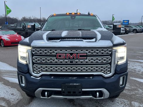 Used 2022 GMC Sierra 2500 Denali w/ Technology Package image 9
