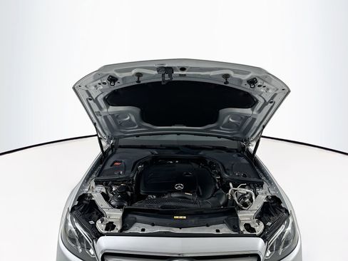 Used 2020 Mercedes-Benz E 350 Sedan image 34