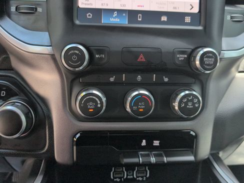 Used 2023 RAM 1500 Big Horn AWD/4WD image 12