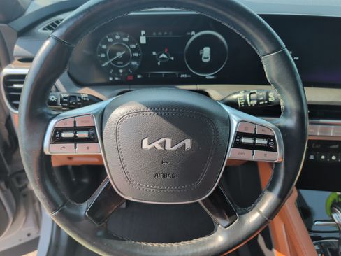 Used 2025 Kia Telluride SX Prestige X-Pro AWD/4WD image 18