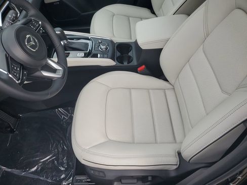 New 2025 MAZDA CX-5 AWD 2.5 S w/ Premium Plus Pkg image 17