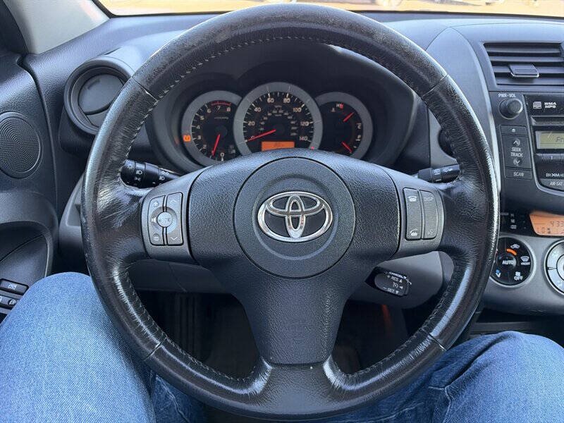 Used 2011 Toyota RAV4 Limited w/ Limited Extra Value Pkg AWD/4WD image 25