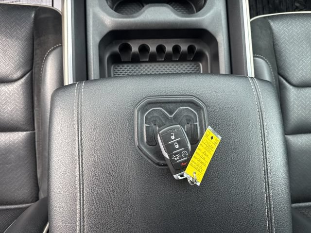 Used 2021 RAM 1500 Laramie AWD/4WD image 29