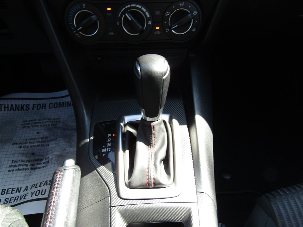 Used 2014 MAZDA MAZDA3 i Touring FWD image 25