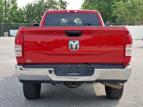 Used 2024 RAM 3500 Tradesman w/ Chrome Appearance Group AWD/4WD image 8