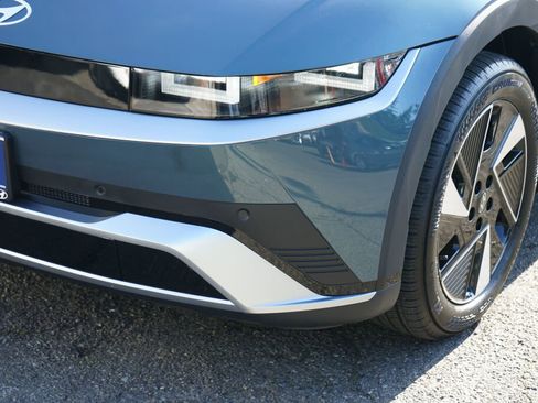 Certified 2025 Hyundai Ioniq 5 SEL image 13