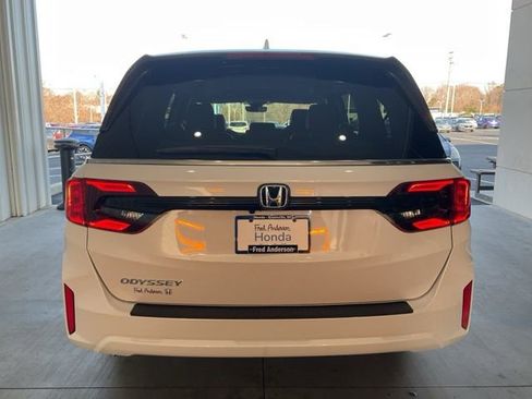 New 2026 Honda Odyssey EX-L image 21