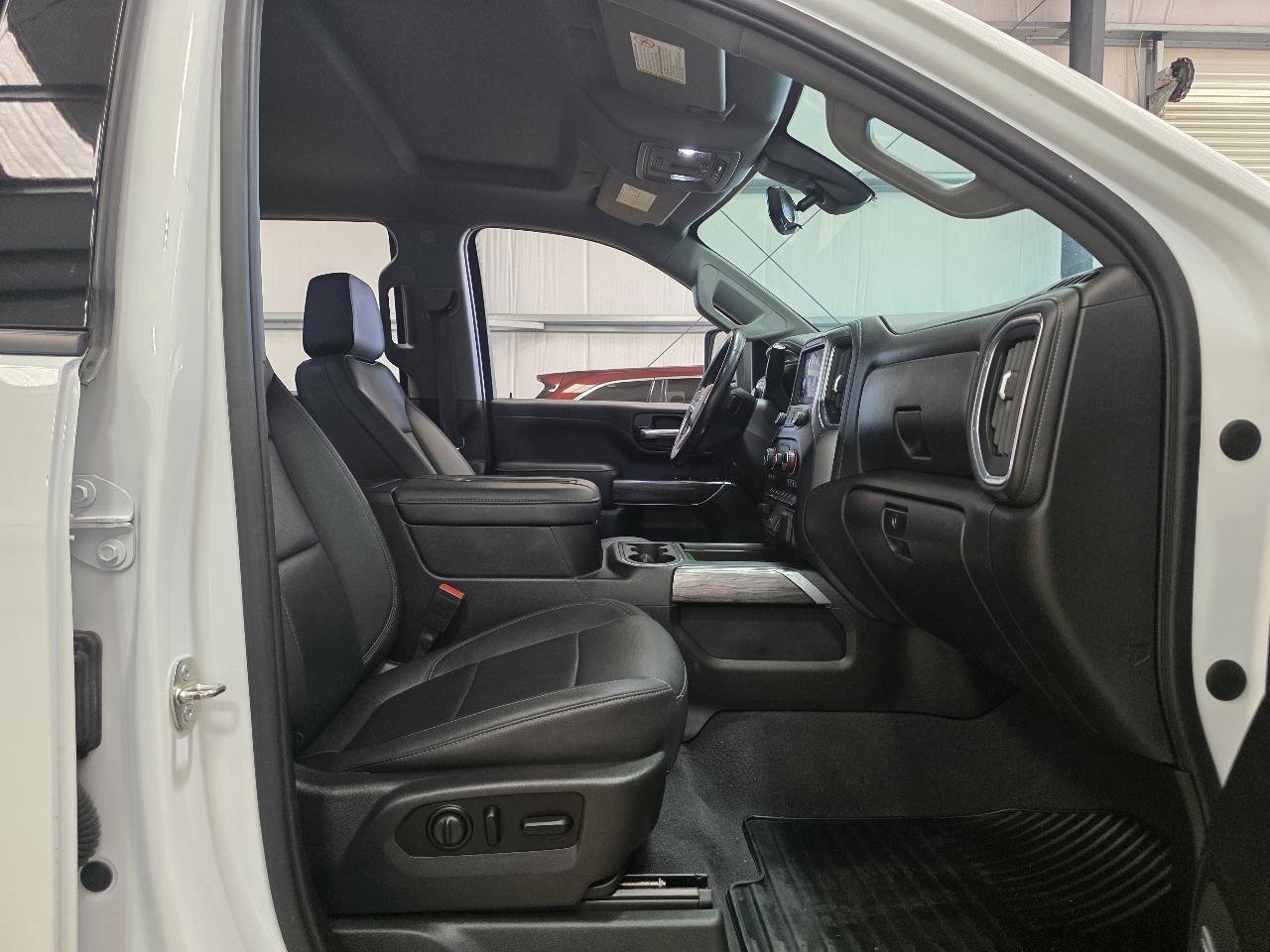 Used 2021 Chevrolet Silverado 2500 LTZ w/ LTZ Plus Package AWD/4WD image 25